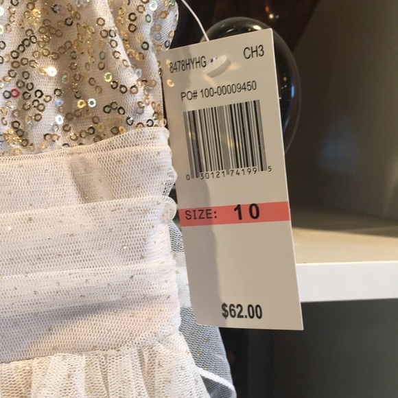 GORGEOUS SEQUIN HEARTS 💕 DRESS - Picture 6 of 8